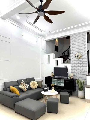 Rent · 3 bd · 80 м² · Quận Ngũ Hành Sơn, ул. Đường Trần Văn Dư