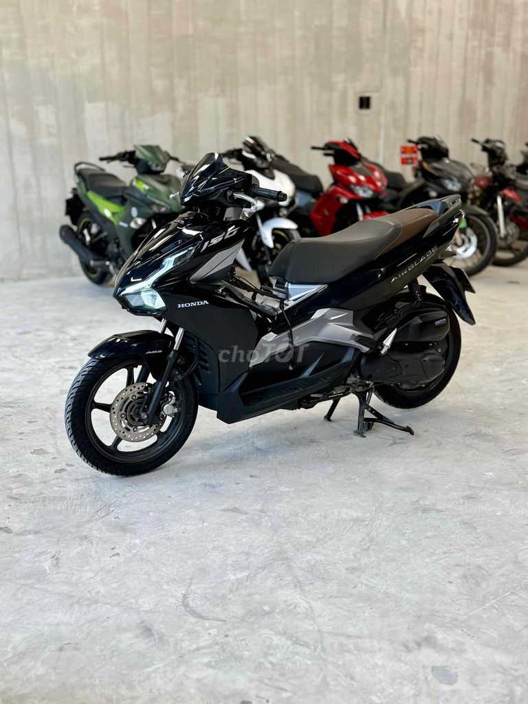 Cần bán Honda Air Blade 150 giá tốt. Mua bán Xe máy tại Thành phố Thủ Đức Tp Hồ Chí Minh được đăng bởi iMotorbike Khang hình 4