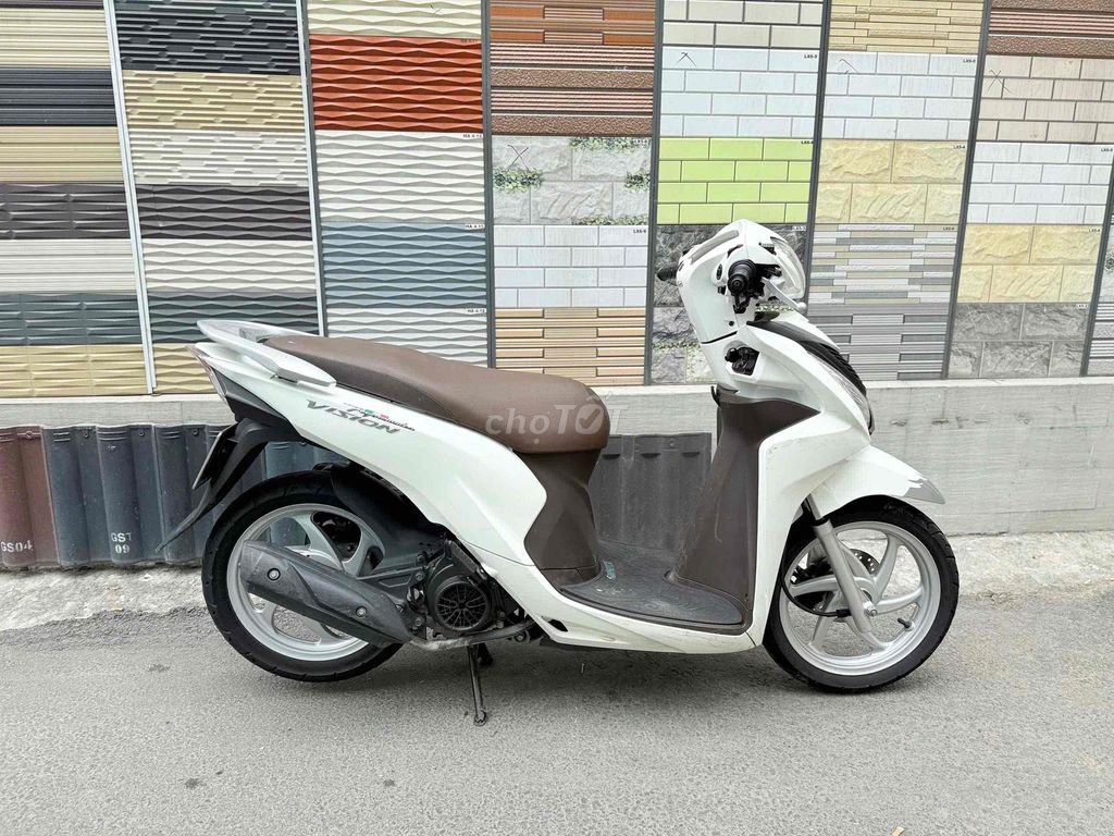 Honda Vision 110cc 2018 белая — ДОНОРСКАЯ ПОДДЕРЖКА