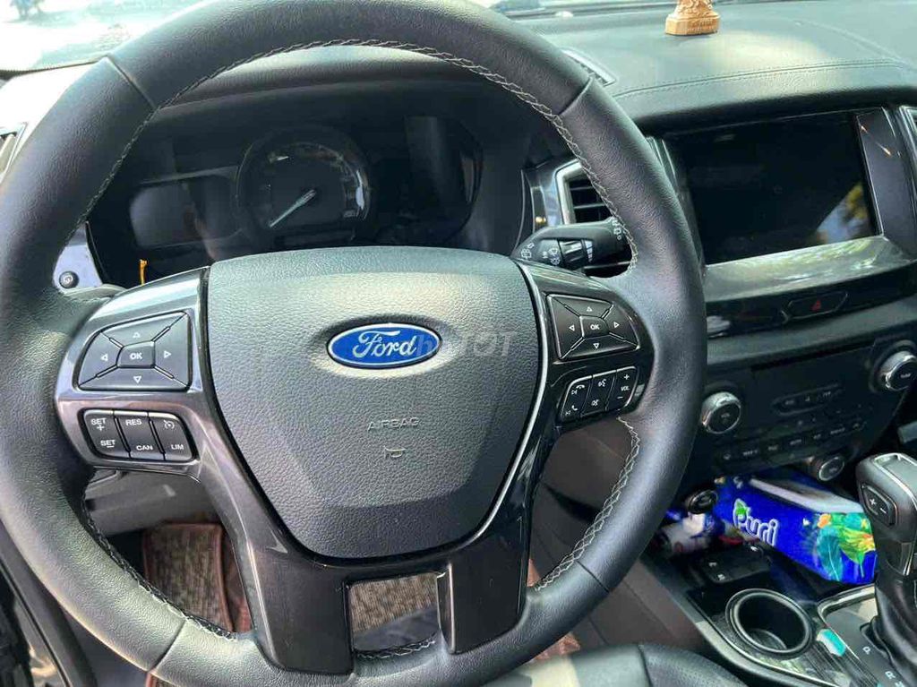 FORD EVEREST 4x2 2020 TITANIUM 01 CẦU XE ĐẸP. Mua bán Ô tô tại Quận Gò Vấp Tp Hồ Chí Minh được đăng bởi Mr Tài hình 5
