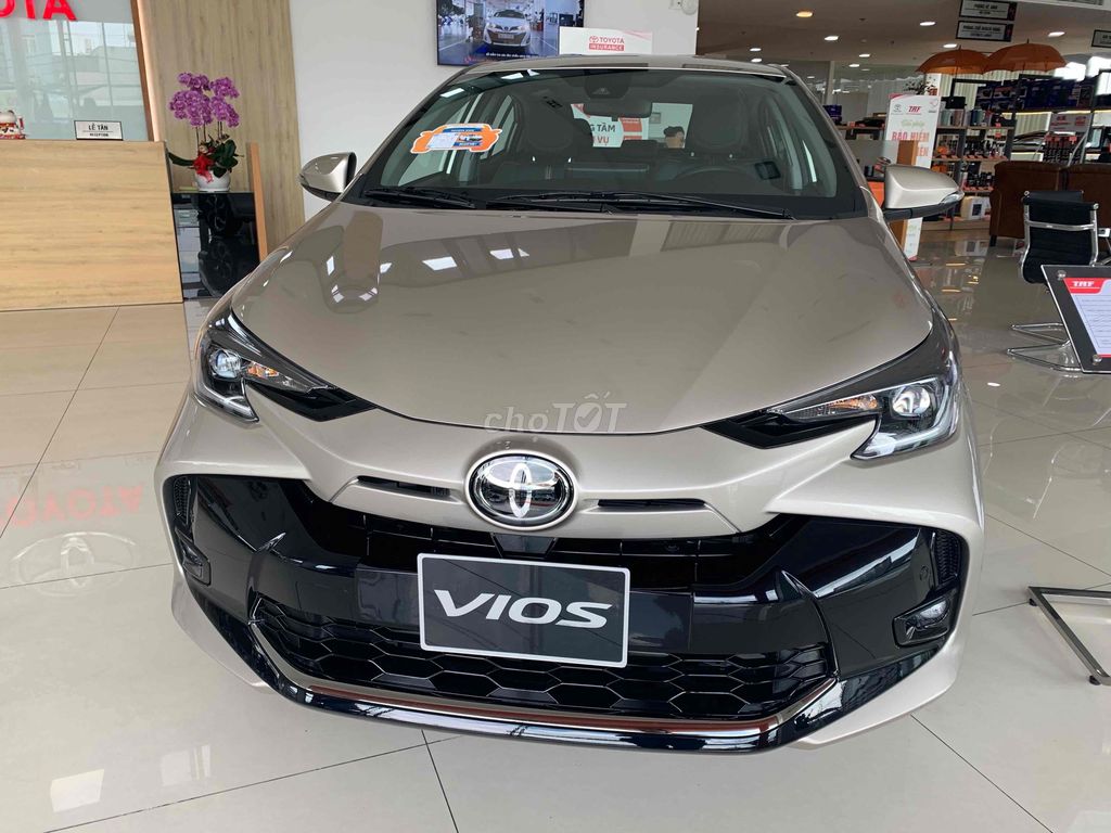 Toyota Vios 1.5G 2025 giảm 50% lệ phí trước bạ