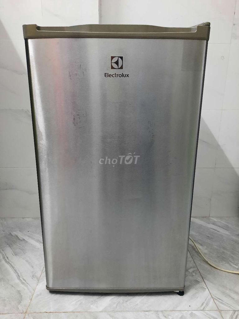 Tủ Lạnh Mini Electrolux 95L