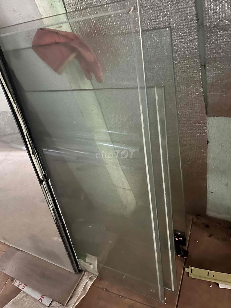 Cần thanh lý bộ cửa kính cường lực 10 ly 3 tắm. Mua bán Nội thất, đồ gia dụng khác tại Quận Bình Tân Tp Hồ Chí Minh được đăng bởi Hieu hình 1