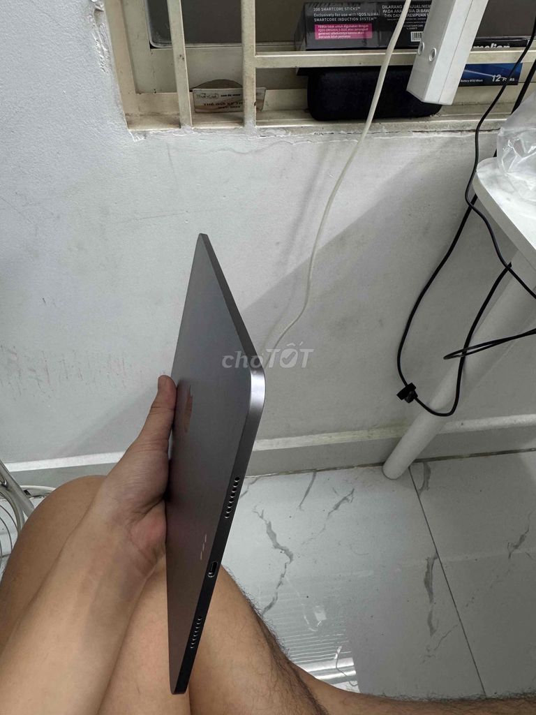 ipad pro M2. c tình trạng mình ghi ở dưới. Mua bán Máy tính bảng tại Quận 4 Tp Hồ Chí Minh được đăng bởi thành nguyễn hình 4