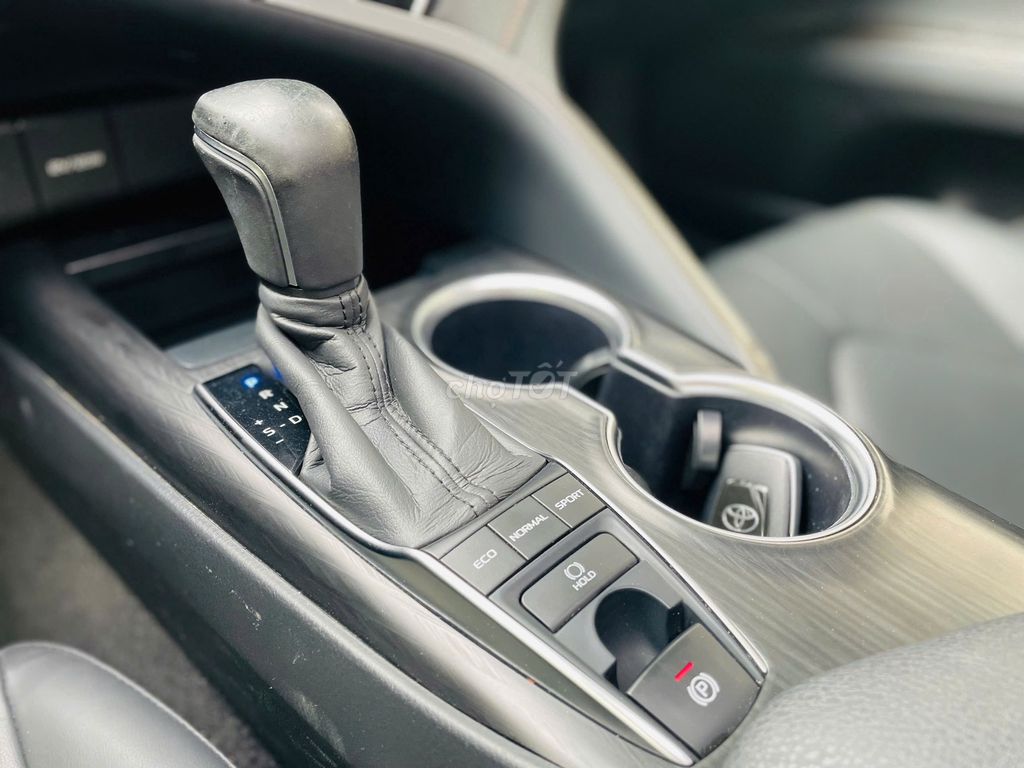 Toyota Camry 2.0Q 2021 - 66000 km. Mua bán Ô tô tại Thành phố Thủ Dầu Một Bình Dương được đăng bởi trần thị khánh huyền  hình 13