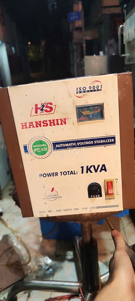 Ổn áp Hanshin HQ-928 Nâu  1 Kva. Mua bán Đồ chuyên dụng, Giống nuôi trồng tại Thành phố Thủ Đức Tp Hồ Chí Minh được đăng bởi Nhường Phạm Th hình 1