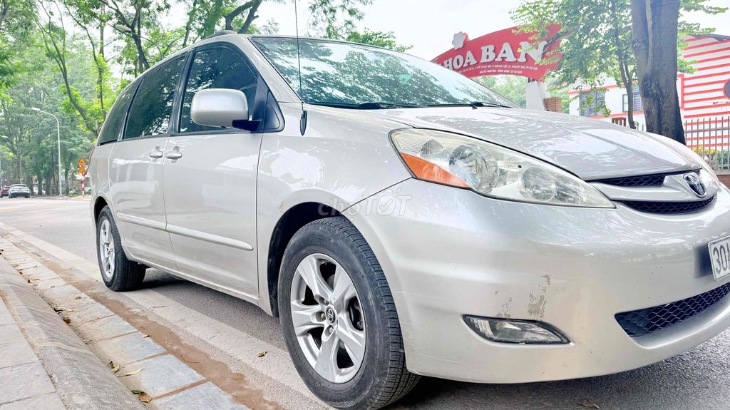Toyota Sienna 3.5 V6 Nhập Mỹ. Mua bán Ô tô tại Quận Hoàng Mai Hà Nội được đăng bởi Phạm quang đồng hình 3