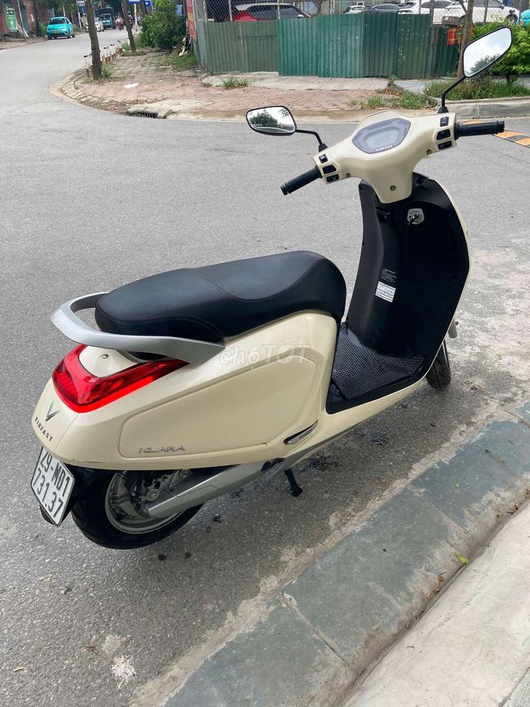 Vinfast klara A2, xe đẹp, bình mới thay đầu năm