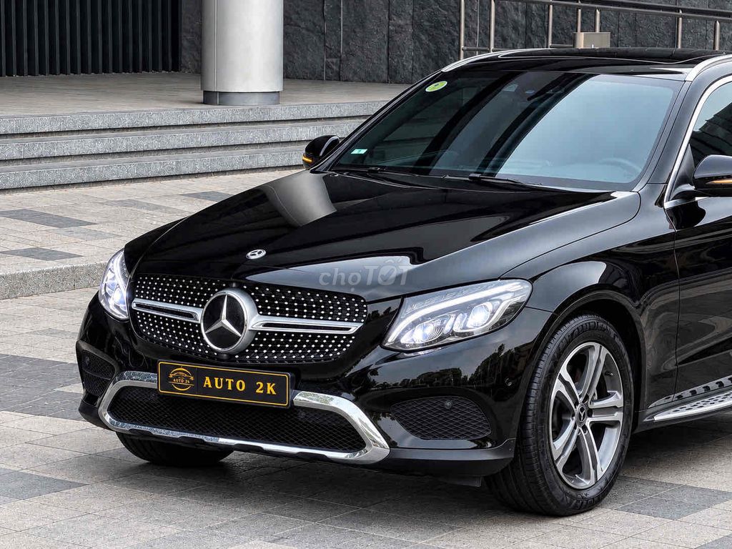 Mercedes GLC 200 2018 г.в., полный фарш, супермягкая подвеска