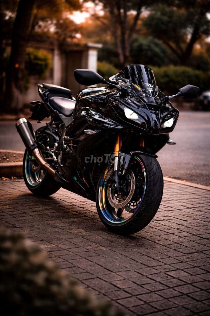 Yamaha R15 черная, механика
