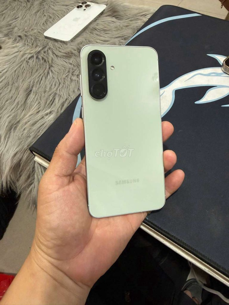 Samsung Galaxy A56 5G 256GB Xanh lá. Mua bán Điện thoại tại Quận Bình Thạnh Tp Hồ Chí Minh được đăng bởi Hoàng Giang hình 1