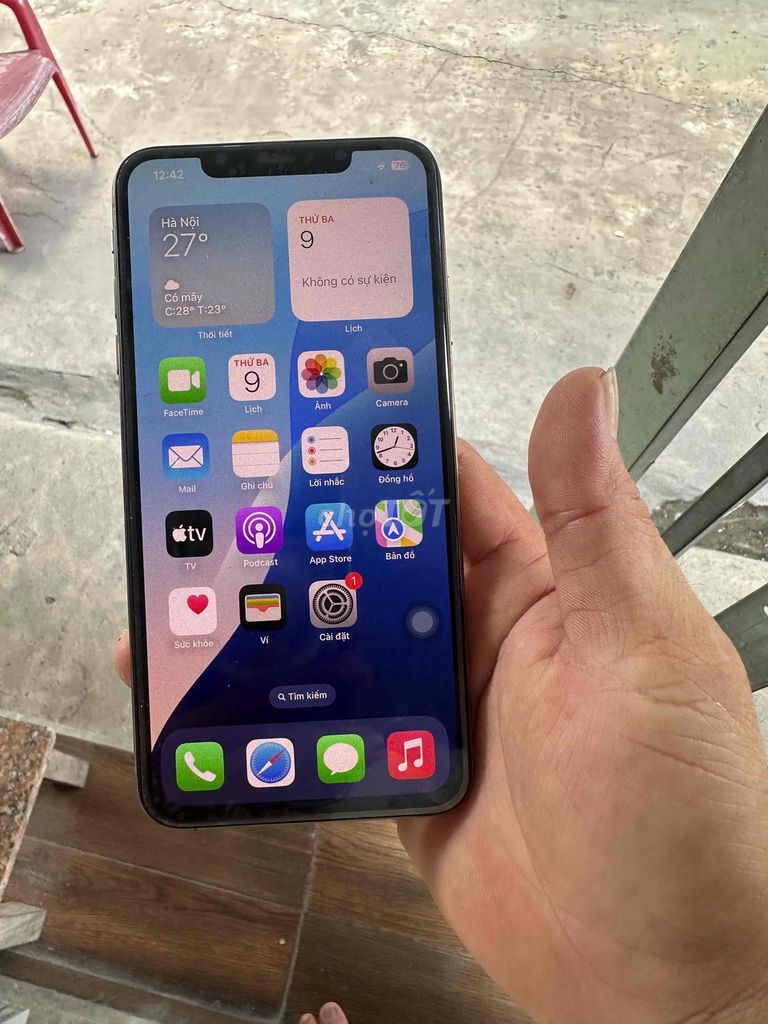 Apple iPhone XS Max 64GB Vàng Đã dùng. Mua bán Điện thoại tại Thành phố Dĩ An Bình Dương được đăng bởi phương hình 1