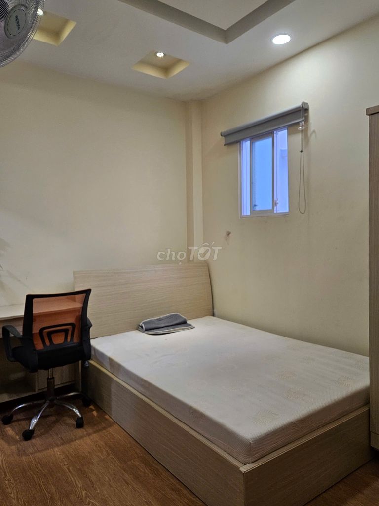 Cho thuê phòng trọ Full nội thất diện tích 20m2 đường Phan Xích Long