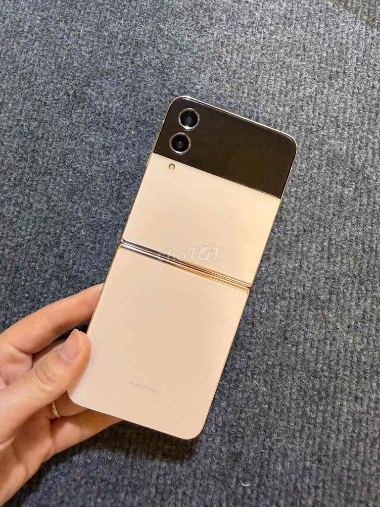 Samsung Z Flip4 256GB Vàng. Mua bán Điện thoại tại Quận Cầu Giấy Hà Nội được đăng bởi Thanh Thoa hình 1