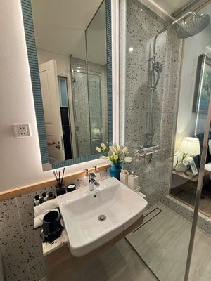 Còn *** 1 căn Studio mặt tiền đường Hồ Nghinh vào vốn chỉ 866tr. Mua bán căn hộ/chung cư tại Quận Sơn Trà Đà Nẵng được đăng bởi Ngô Văn Phước