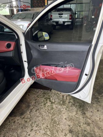 Hyundai i10 Grand 1.2 AT 2014. Mua bán Ô tô tại Thành phố Thanh Hóa Thanh Hóa được đăng bởi Phạm quang lợi hình 5