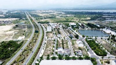 Cần bán lại nền đẹp Golden Bay view hồ view công viên, đường 26m. Mua bán đất tại Thành phố Cam Ranh Khánh Hòa được đăng bởi Thái Lài
