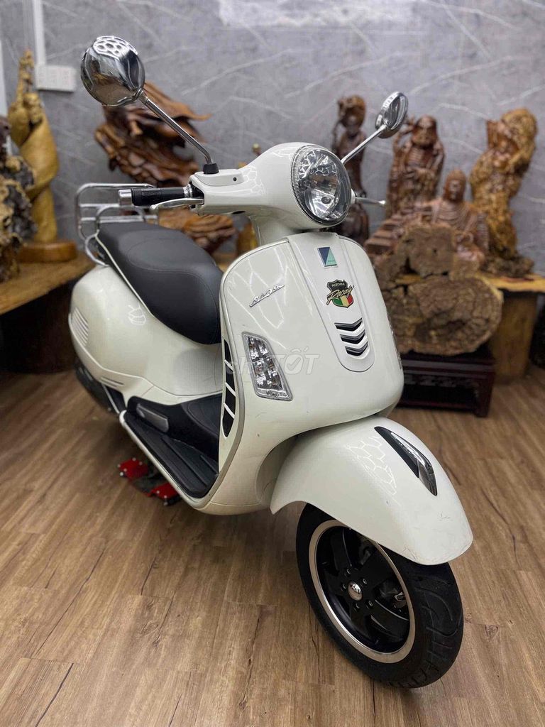 👉Vespa GTS 125cc chính chủ biển SG máy bao zin. Mua bán Xe máy tại Quận 7 Tp Hồ Chí Minh được đăng bởi Xe Cũ Hiếu CT hình 4