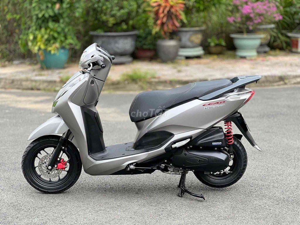 Lead 4Val Bạc Nhám Cuối 2022 Chủ Phố Biển Hay Hay🎉. Mua bán Xe máy tại Thành phố Biên Hòa Đồng Nai được đăng bởi Xe Máy Phát Đồng hình 5