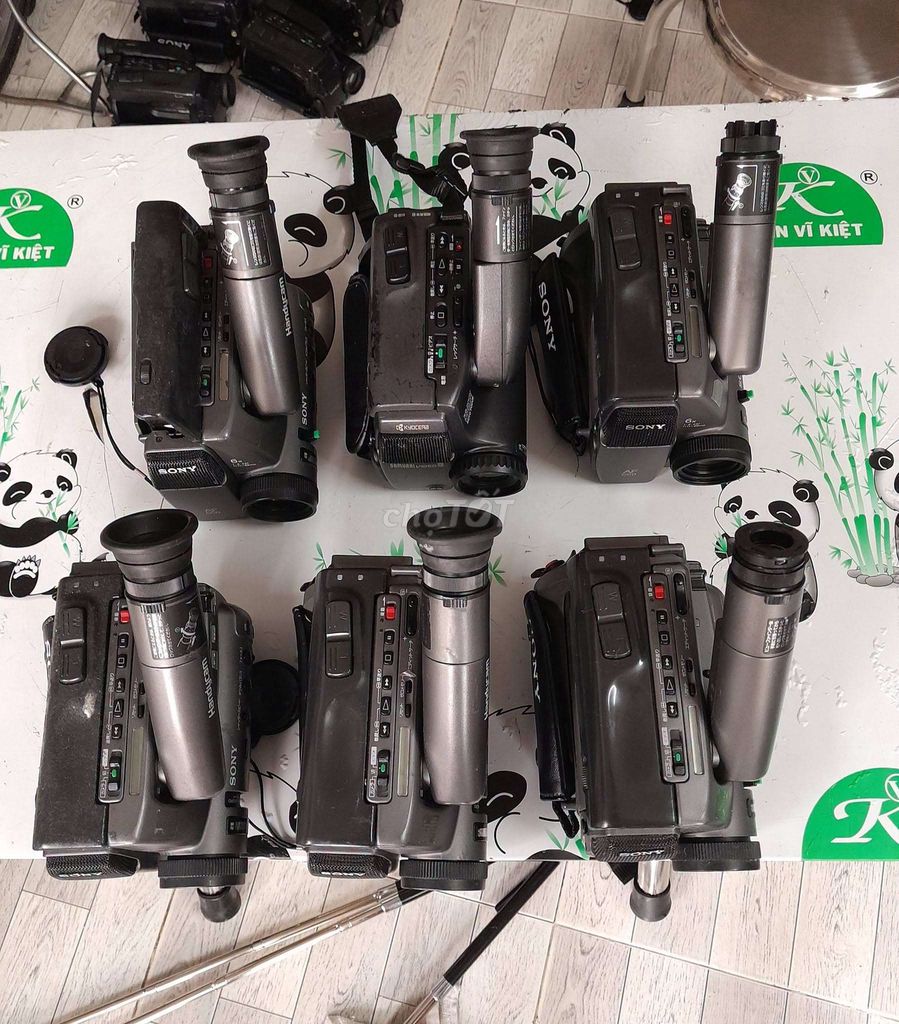 Máy quay phim Sony Xám. Mua bán Máy ảnh, Máy quay tại Quận 5 Tp Hồ Chí Minh được đăng bởi Mr Gia Huy hình 1