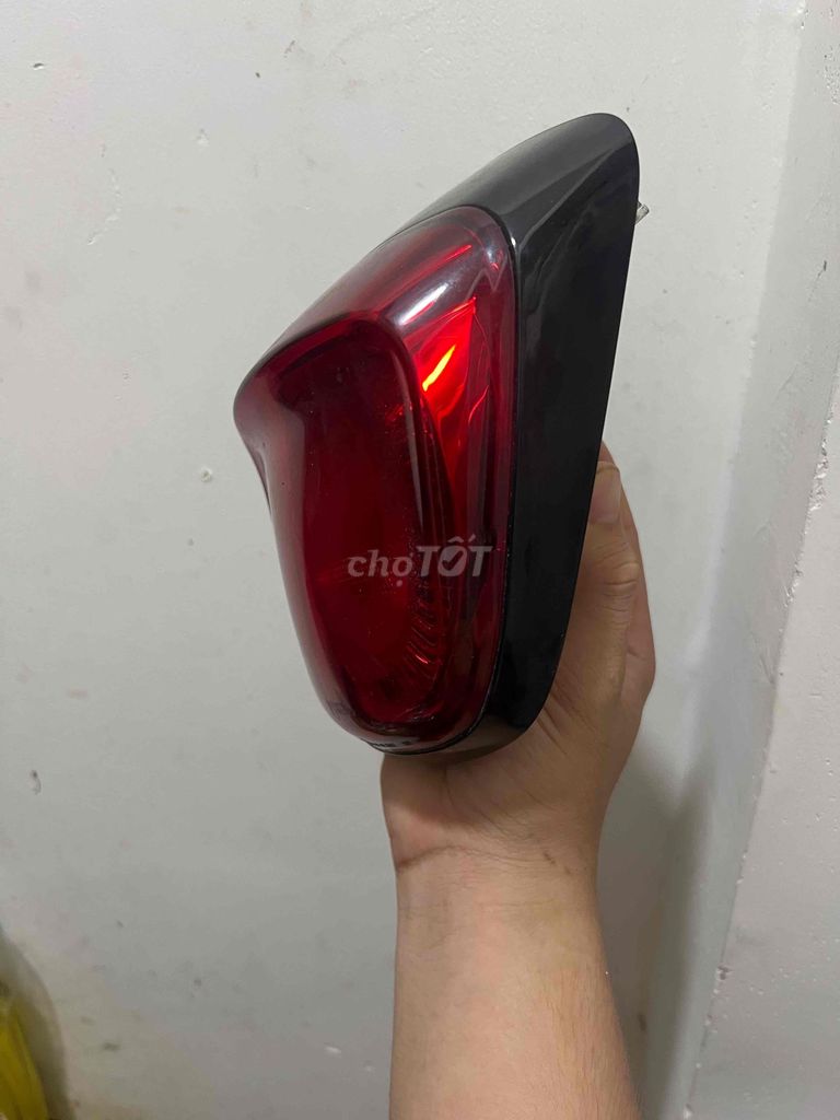 Piaggio Đèn hậu Vespa Notte 2023 Đỏ. Mua bán Phụ tùng xe tại Thành phố Thủ Đức Tp Hồ Chí Minh được đăng bởi Huy Nguyễn hình 4