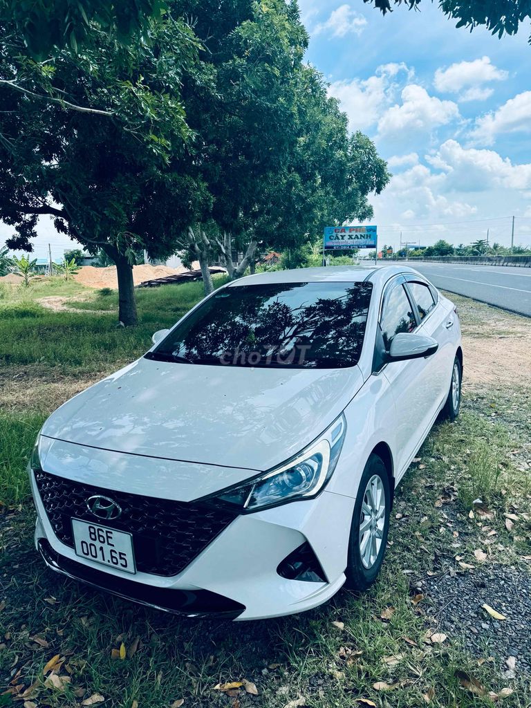 Hyundai Accent 2022 - 400000 km