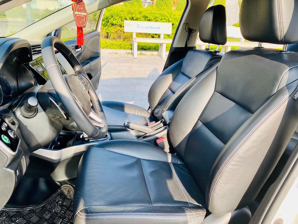 Honda City 2019 АКПП белый полная комплектация