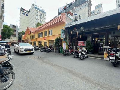 Cho Thuê Mặt Bằng KD gần chợ Bến Thành 200m2 đường Lê Thị Hồng Gấm
