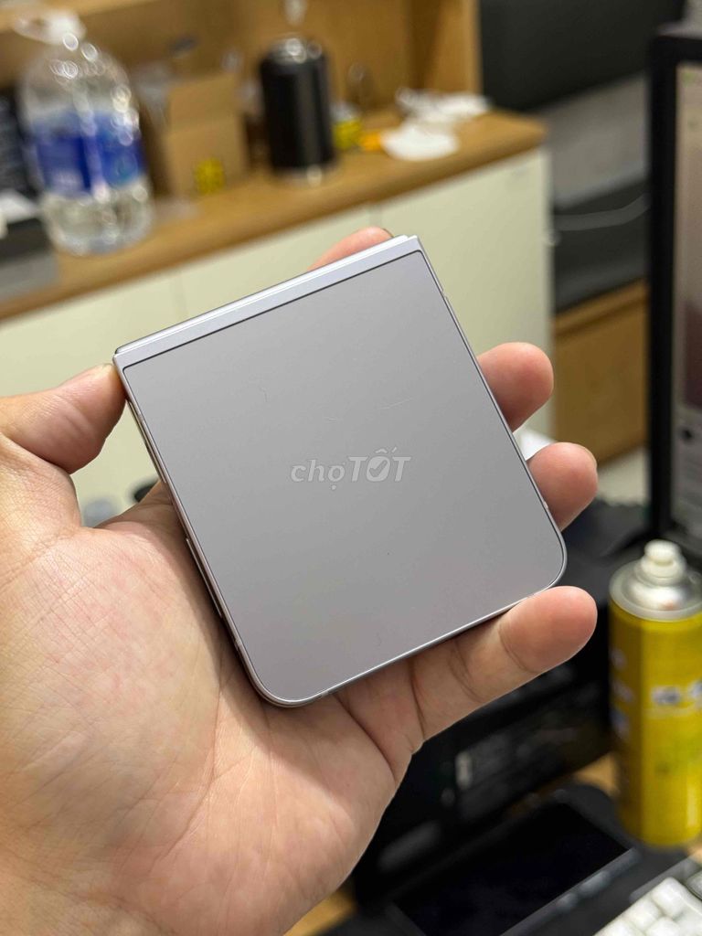 Z Flip 6 256GB VN. Mua bán Điện thoại tại Quận 10 Tp Hồ Chí Minh được đăng bởi Hậu Lưu hình 1