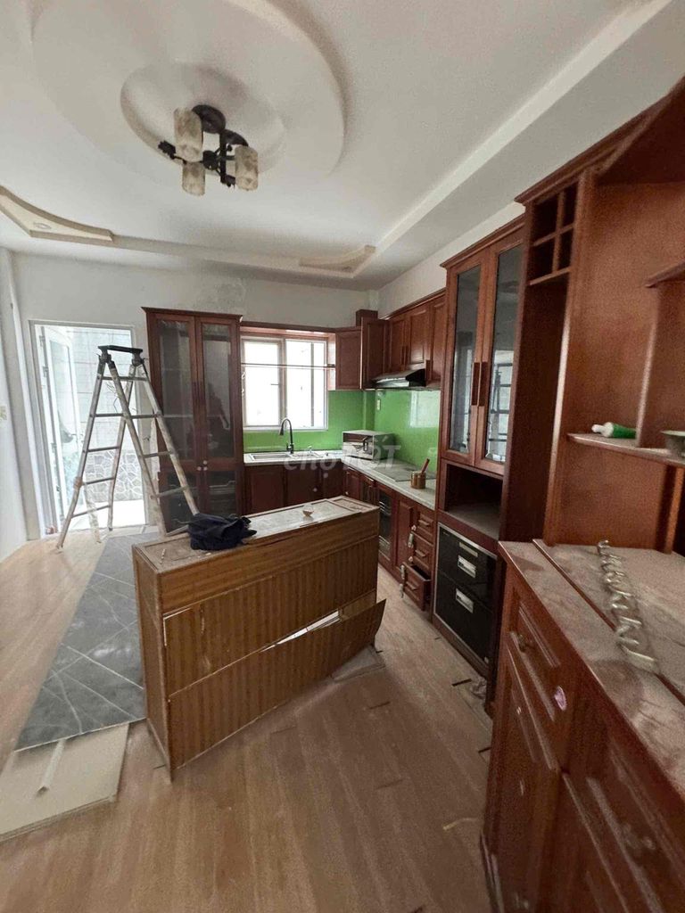 Tủ bếp Maloca Gỗ Căm xe Nâu có chậu rửa. Mua bán Tủ, kệ gia đình tại Quận Tân Bình Tp Hồ Chí Minh được đăng bởi nguyễn tấn đô hình 1