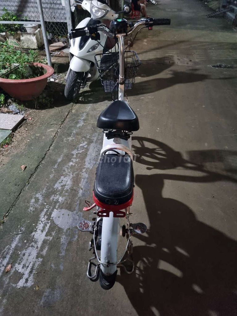 Cần bán xe đạp điện như hình full chức năng. Mua bán Xe điện tại Thành phố Biên Hòa Đồng Nai được đăng bởi B T Tài hình 4