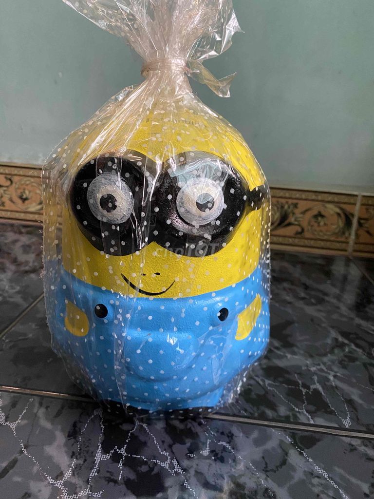 ống heo tiết kiệm minion