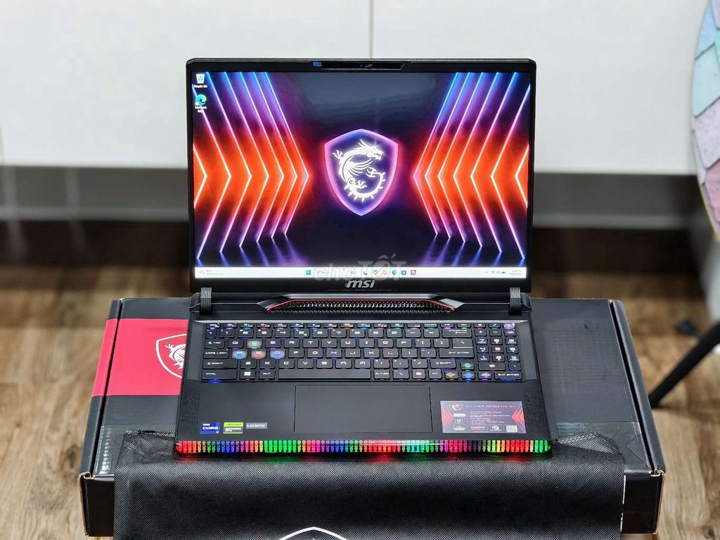 MSI Raider GE68HX: i9-14900HX/4070/32G/1T/16" FHD+. Mua bán Laptop tại Quận Gò Vấp Tp Hồ Chí Minh được đăng bởi NGUYỄN NGỌC TUẤN hình 1