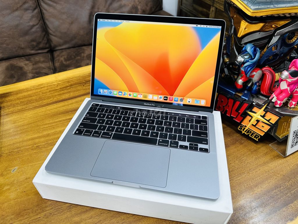 Macbook Pro M1 8GB 256GB sạc zin pin 90%