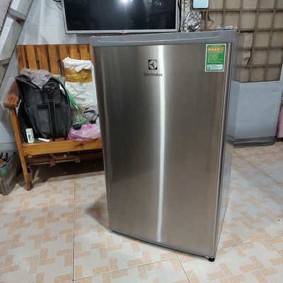 Tủ lạnh Elec F975J2 nhỏ gọn 1 cửa, tiết kiệm điện.