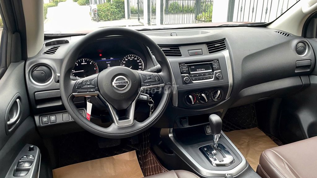 Nissan Navara 2022 EL 2.3 AT  Cao cấp - 58000 km. Mua bán Ô tô tại Quận Bắc Từ Liêm Hà Nội được đăng bởi Trung Auto 26 Phạm Văn Đồng hình 10
