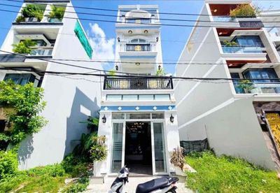Nhà phố 64 m² · 4 PN · Đường Đào Tông Nguyên