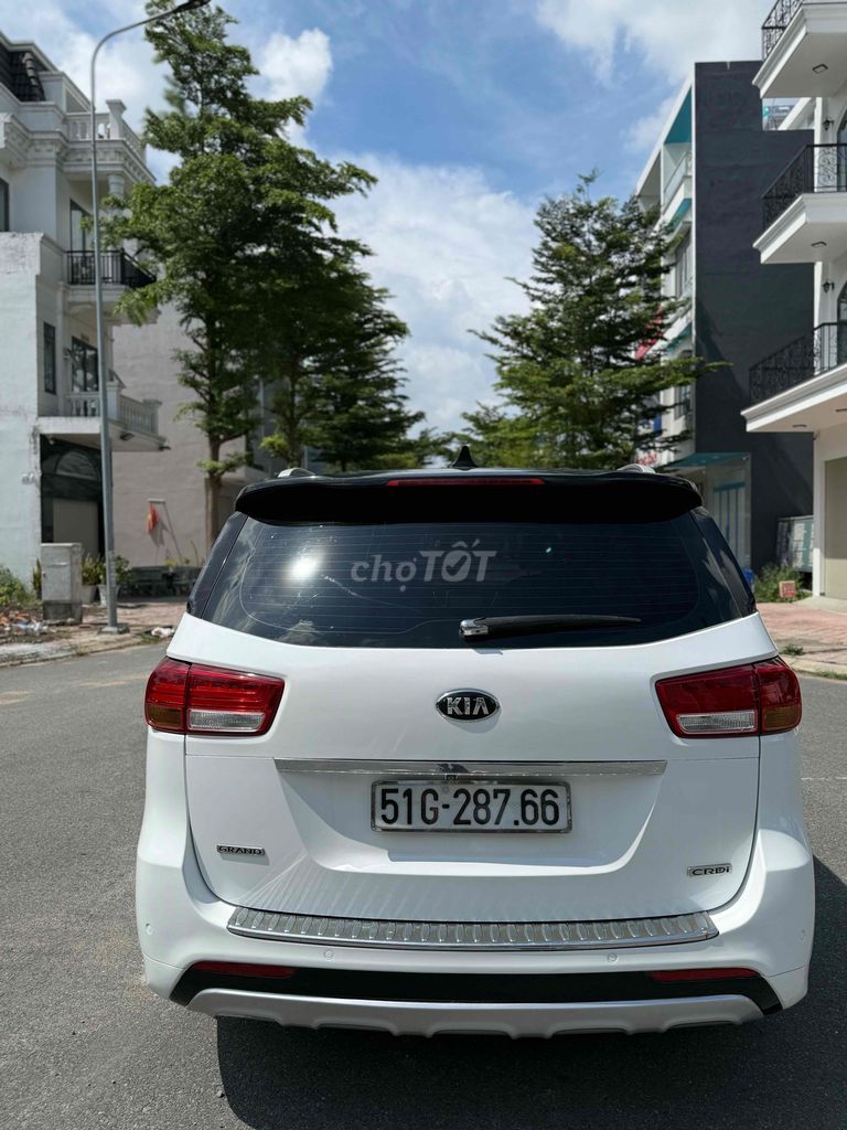 Kia sedona 2017 full dầu gd dùng xe zin đẹp rẻ. Mua bán Ô tô tại Thành phố Thuận An Bình Dương được đăng bởi Kim Nam Auto Tom  hình 6