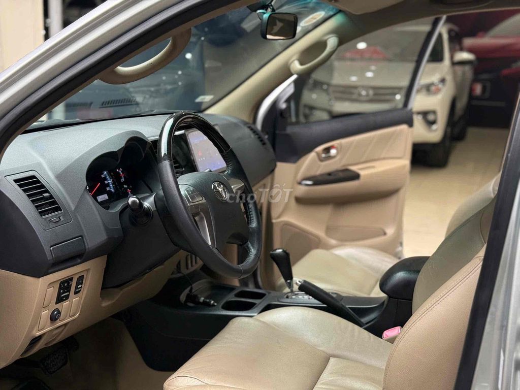 Toyota Fortuner 2014 2.7V 4x2 AT - 112900 km. Mua bán Ô tô tại Thành phố Thủ Đức Tp Hồ Chí Minh được đăng bởi Thùy Phương Toyota hình 6