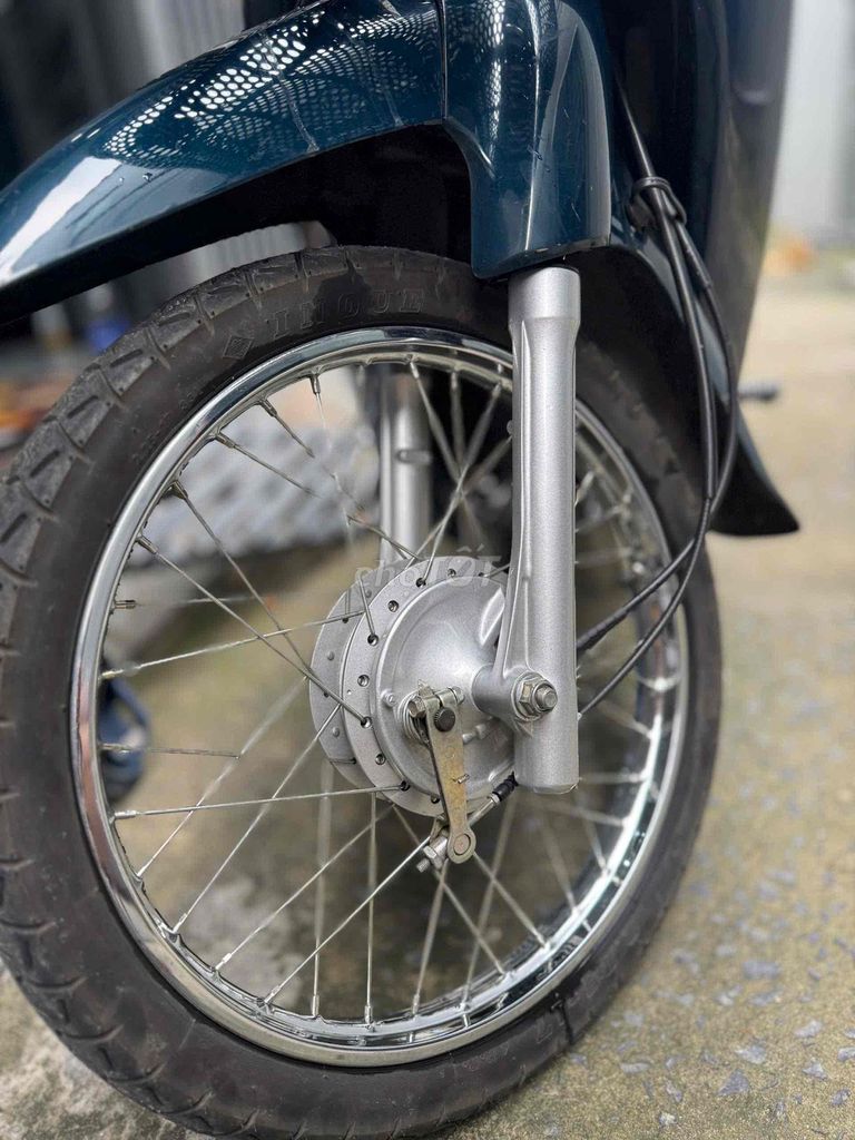 Синий мопед Honda Wave A в оригинале