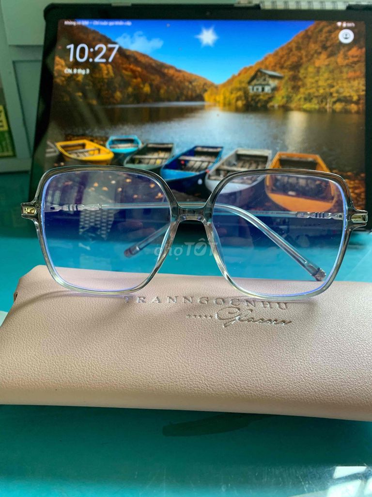 Kính thời trang nữ Trong suốt. Mua bán Phụ kiện thời trang khác tại Huyện Cần Giuộc Long An được đăng bởi Ngọc Ngọc hình 1
