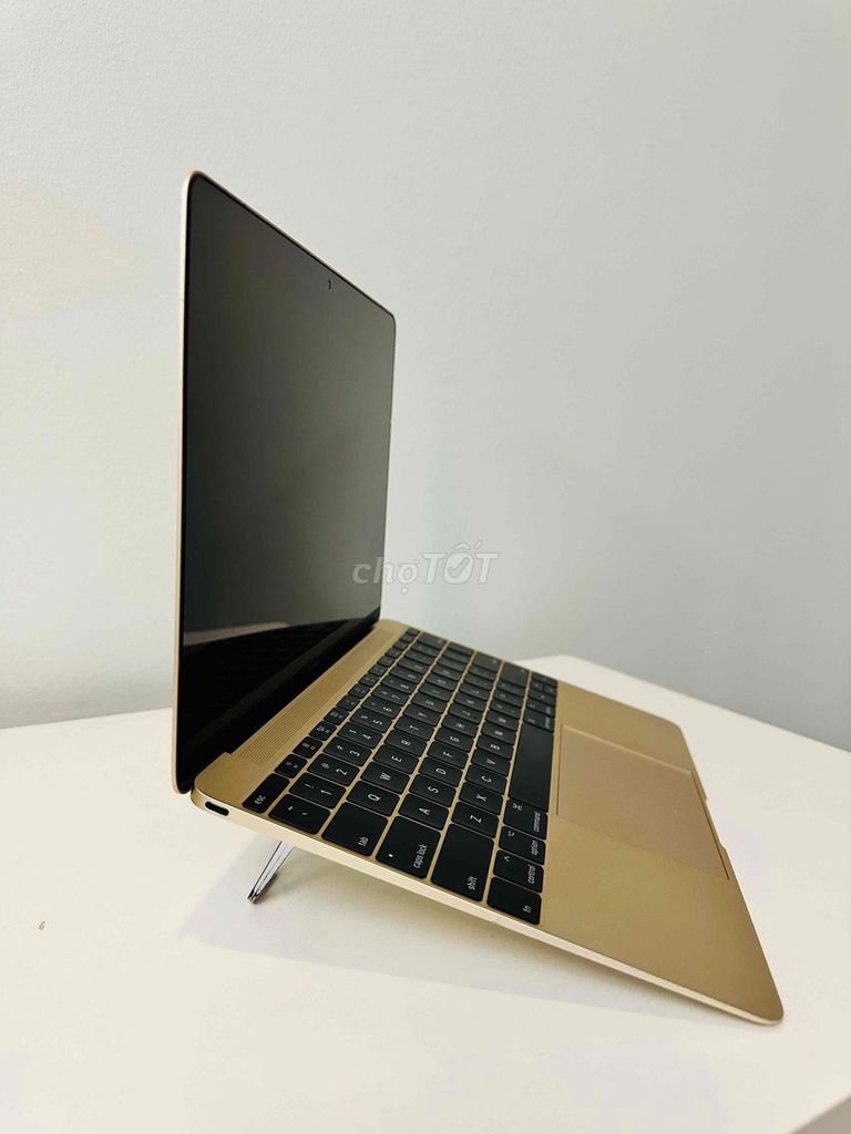 MacBook 12 inch, SSD 256GB, RAM 8GB, Gold, Đã dùng. Mua bán Laptop tại Quận Đống Đa Hà Nội được đăng bởi Phạm Thị Thanh Nhàn hình 1