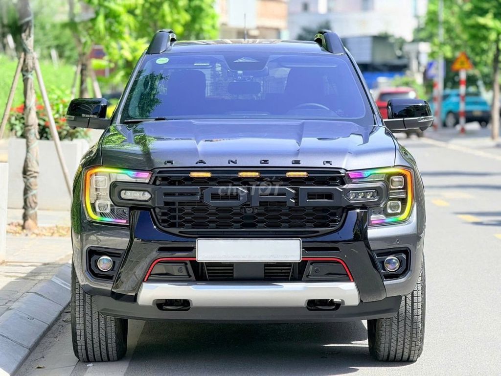 Форд Рейнджер Штормтрак 2025, 2,0 л, 4x4 AT, серый