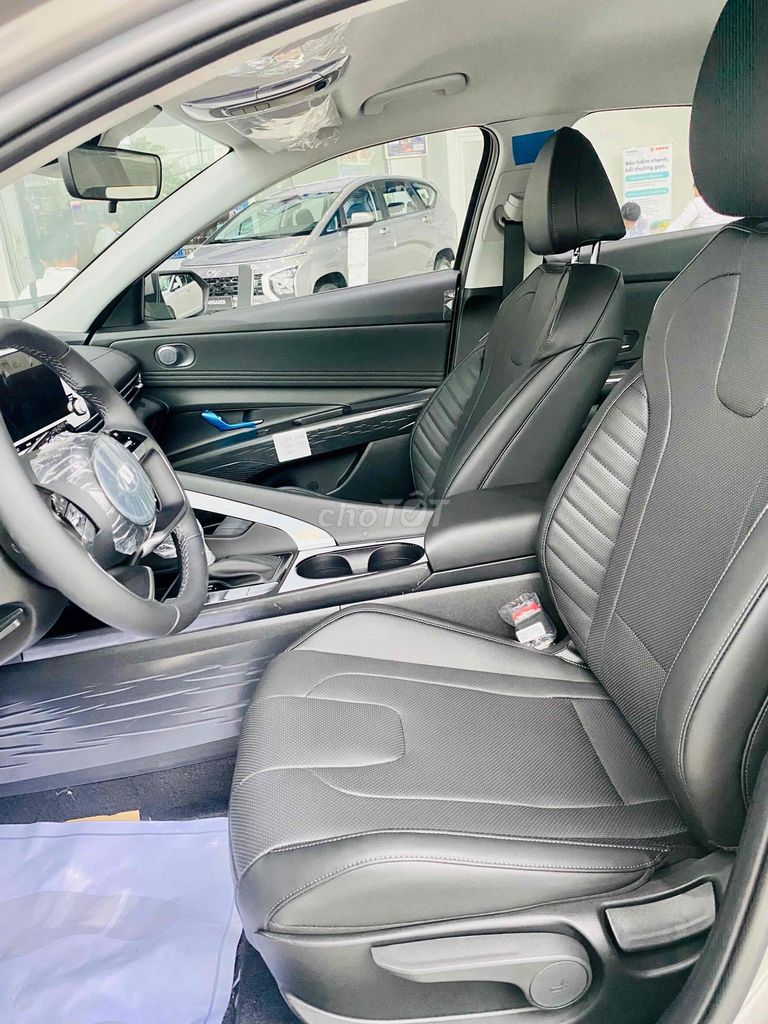 THÁNG NGÂU TẬU ELANTRA ƯU ĐÃI SÂU. Mua bán Ô tô tại Quận Bình Thuỷ Cần Thơ được đăng bởi Ms Vân Hyundai Cần Thơ  hình 10