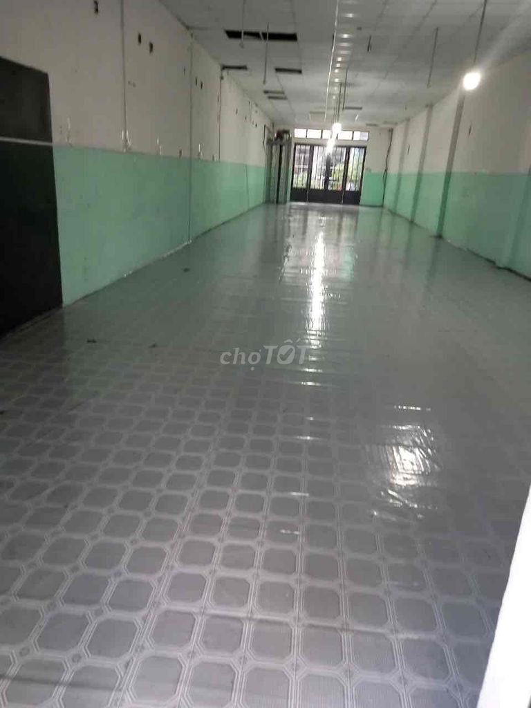 Cho thuê nhà làm kho xưởng sản xuất 7.50x30m nở hậu 8m điện 3f 22tr