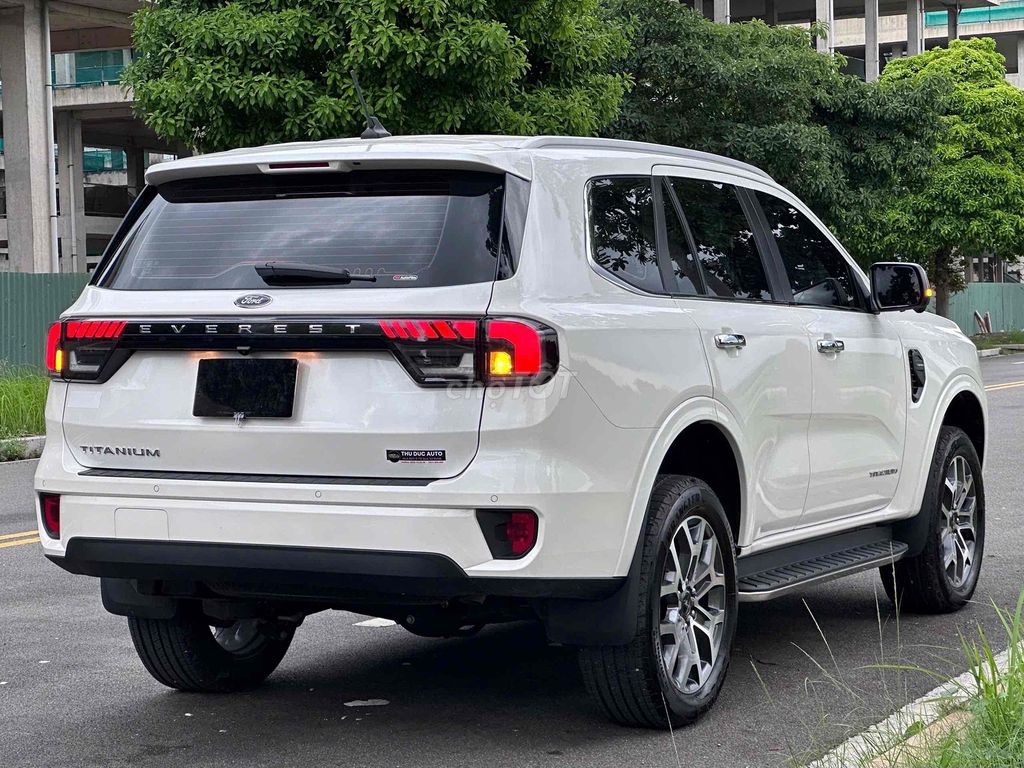 Siêu Lướt Ford Everest 2024 Titanium 2.0L 4x2 AT. Mua bán Ô tô tại Thành phố Thủ Đức Tp Hồ Chí Minh được đăng bởi Phúc Nguyên hình 16
