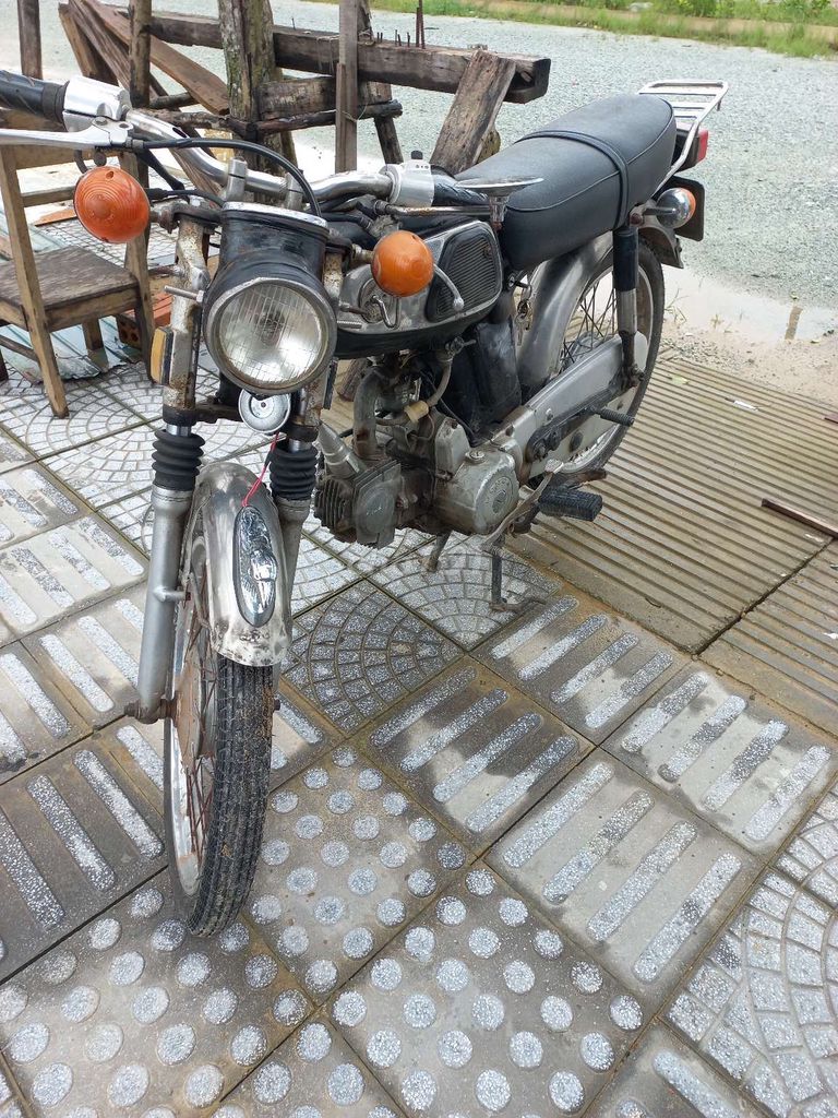 Honda 67 1974 Đen. Mua bán Xe máy tại Huyện Phú Vang Thừa Thiên Huế được đăng bởi Lũy Phi Yến hình 3