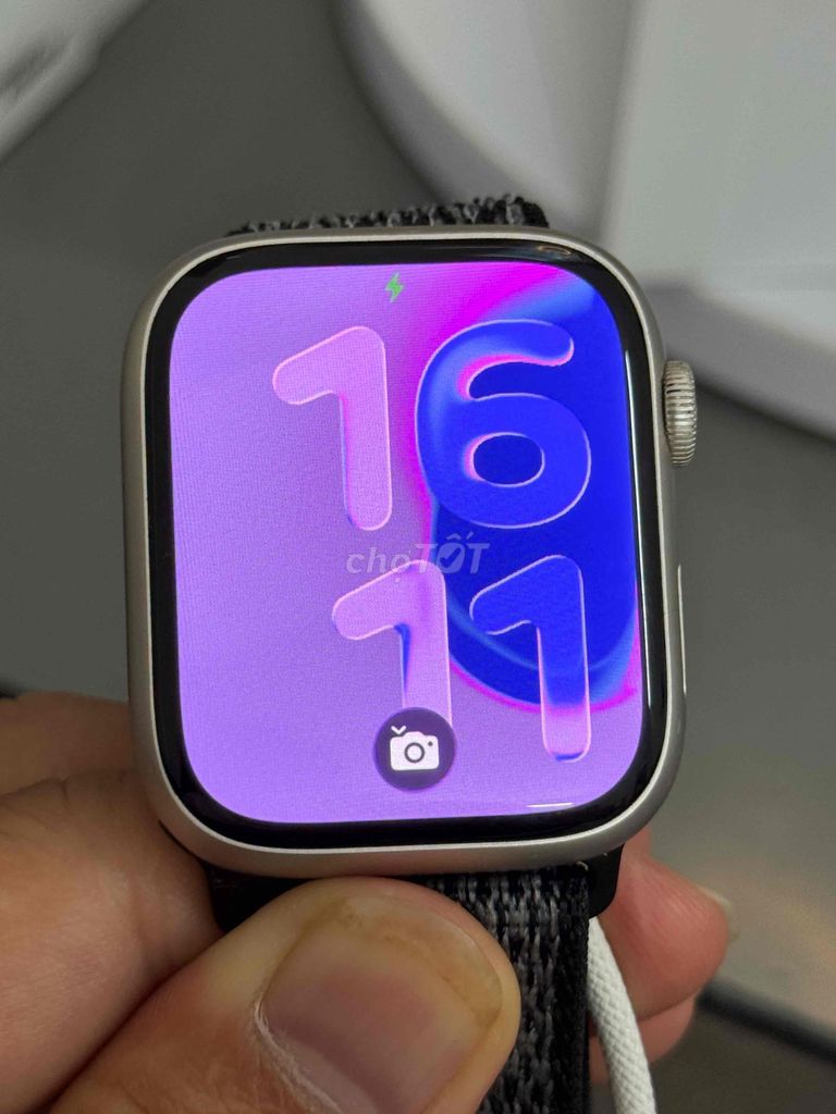 Apple Watch Series 7 45mm Bạc LTE/GPS. Mua bán Thiết bị đeo thông minh tại Thành phố Nam Định Nam Định được đăng bởi Trí Dũng Store hình 1