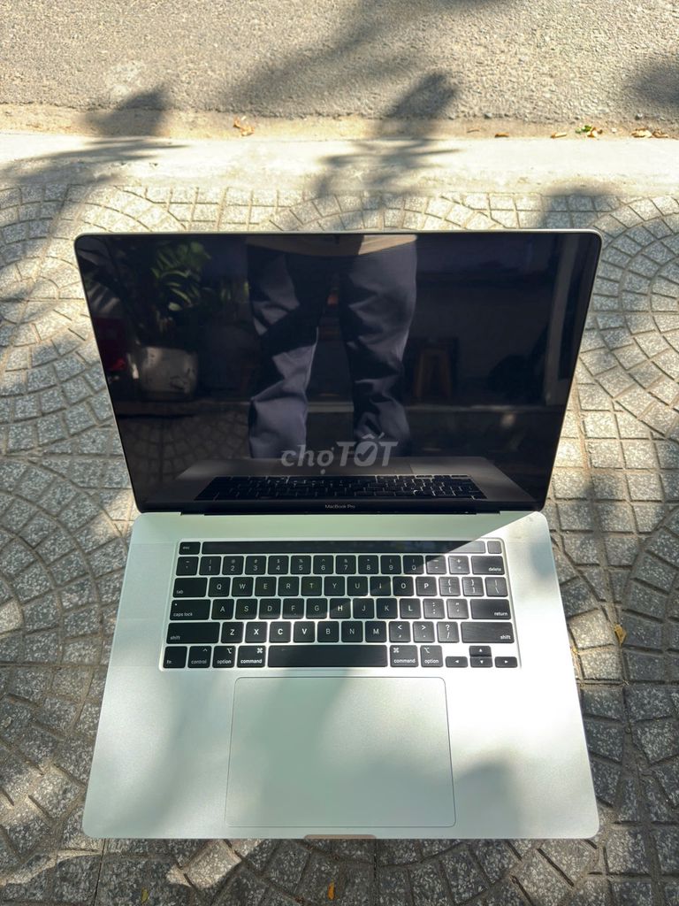 Apple Macbook Pro 2019 i9 32GB/512GB/Vga 4gb. Mua bán Laptop tại Quận Thanh Khê Đà Nẵng được đăng bởi Hùng hình 1
