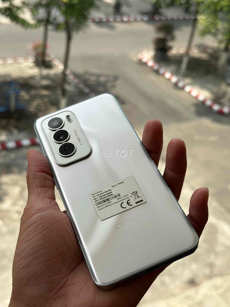 Oppo Reno 12 5G ram 12/256 nguyên zin cần bán. Mua bán Điện thoại tại Thành phố Thủ Dầu Một Bình Dương được đăng bởi Hoàng hải hình 1